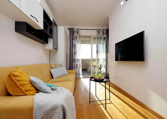 Martas Flat By Domusdimore
